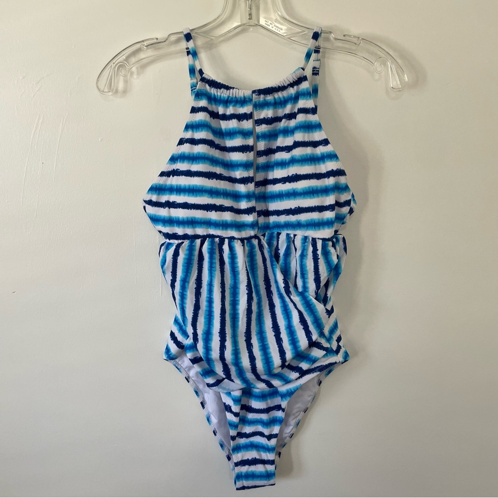 Cupshe Halter One-Piece Swimsuit Size Medium Tummy Control High V-Neck NWT